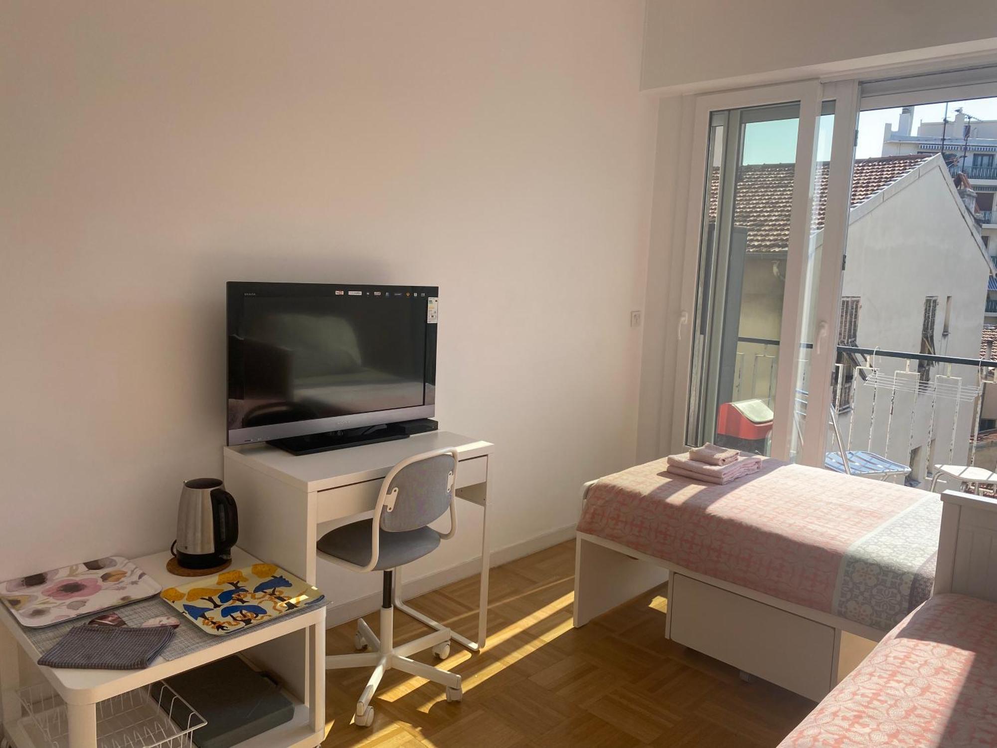 Mirela'S Private Room With Key, Ac, Lift & Balcony In The Center Of Nice On The Cote D'Azur Eksteriør bilde
