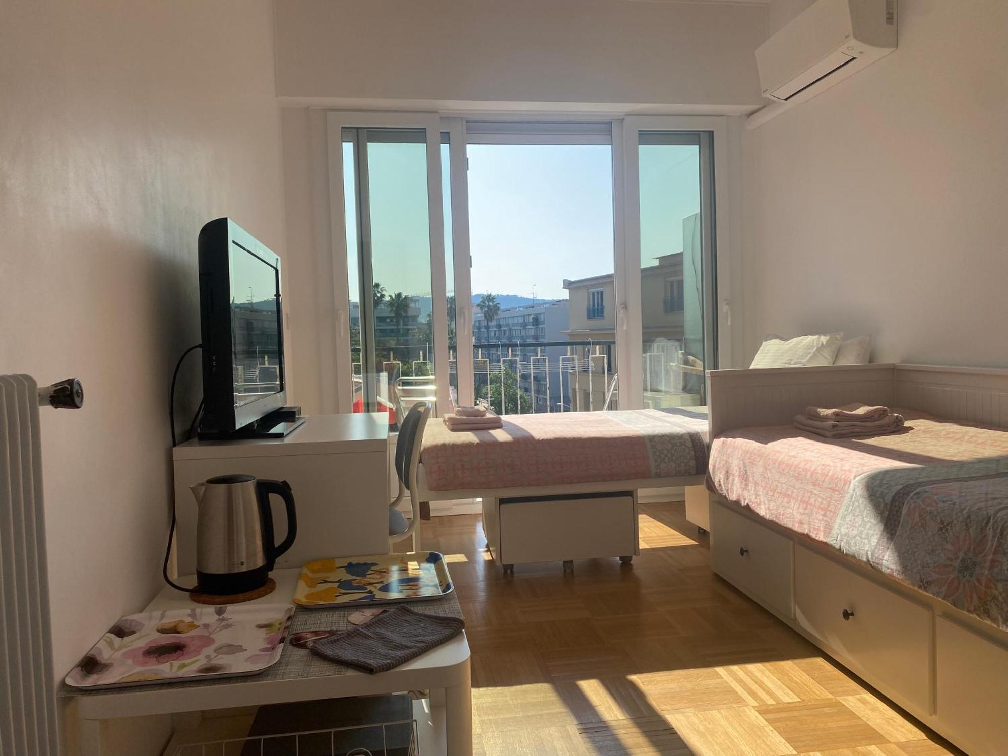 Mirela'S Private Room With Key, Ac, Lift & Balcony In The Center Of Nice On The Cote D'Azur Eksteriør bilde